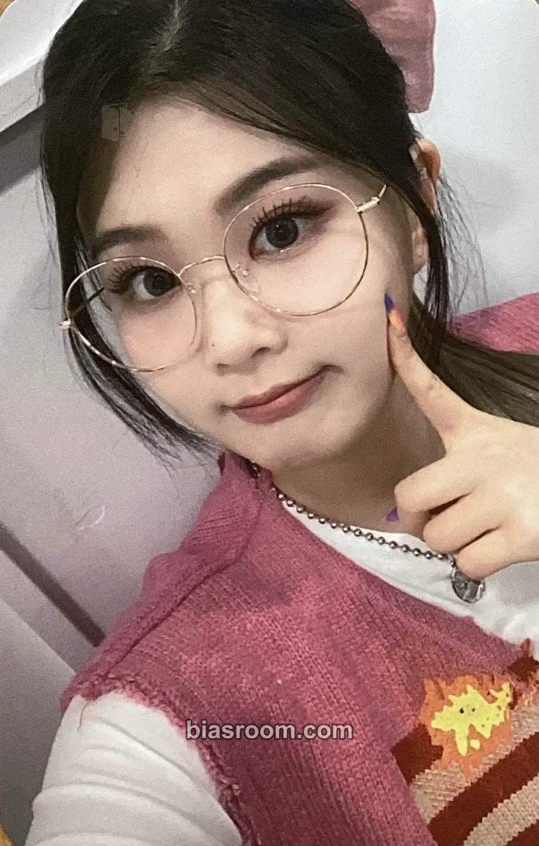 Swan Geekyland Photocard - PURPLE KISS - PURPLE KISS K-pop photocard