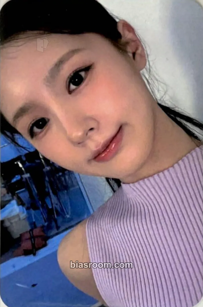 Miyeon Miyeon x One Thing Photocard - i-dle - i-dle K-pop photocard