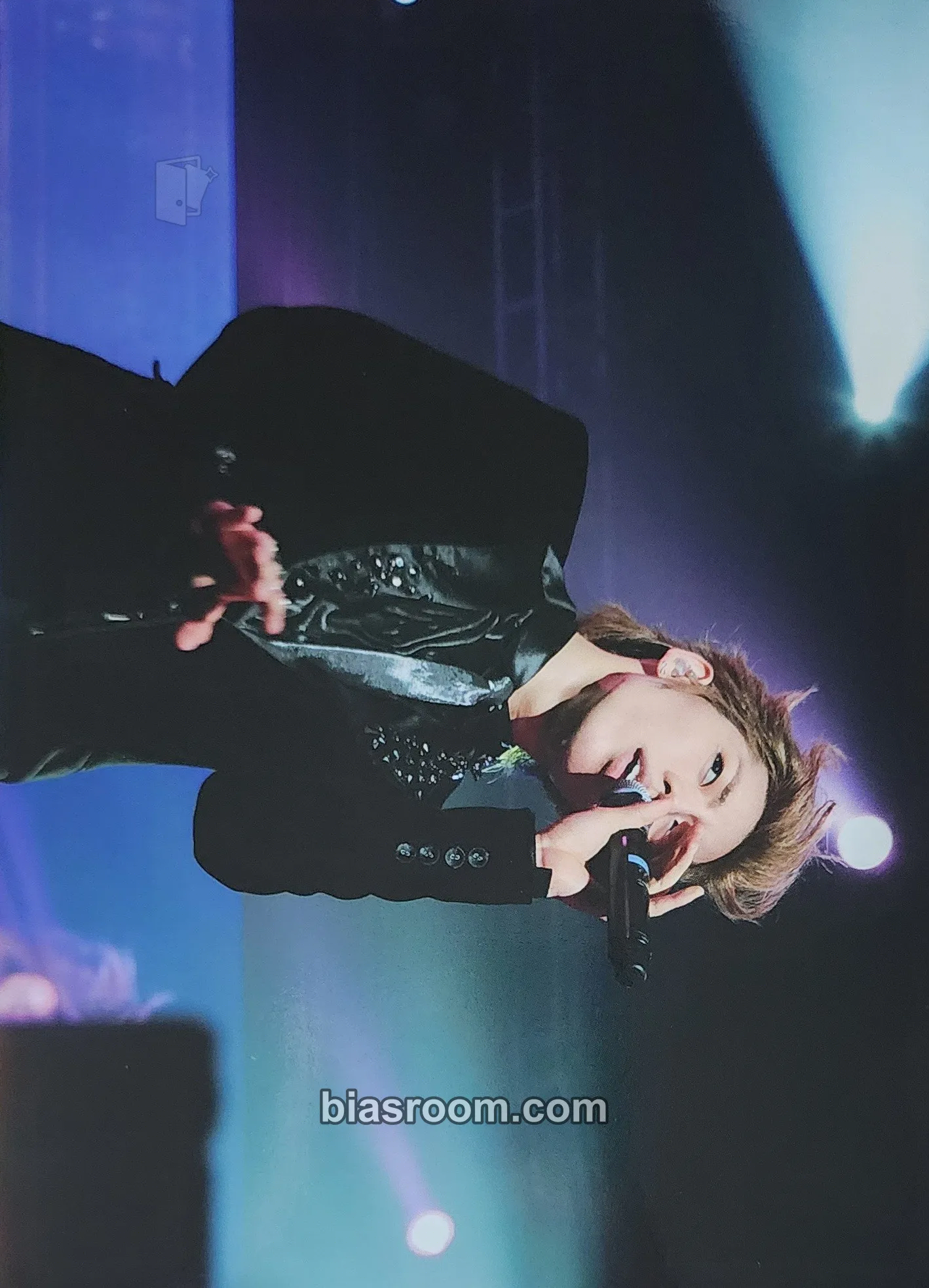 Dongwoo INFINITE <Second Invasion: First Concert Live in Seoul> DVD Photocard - INFINITE - INFINITE K-pop photocard