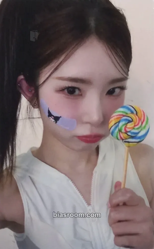 Kotone Mujuk Photocard - tripleS - tripleS K-pop photocard