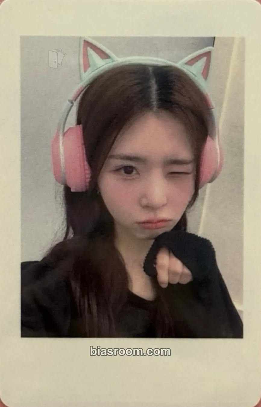Kotone Mujuk Photocard - tripleS - tripleS K-pop photocard