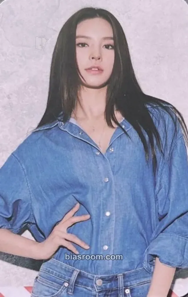CLC - Elkie - 2020 Season's Greetings Other photocard set season's greetings
