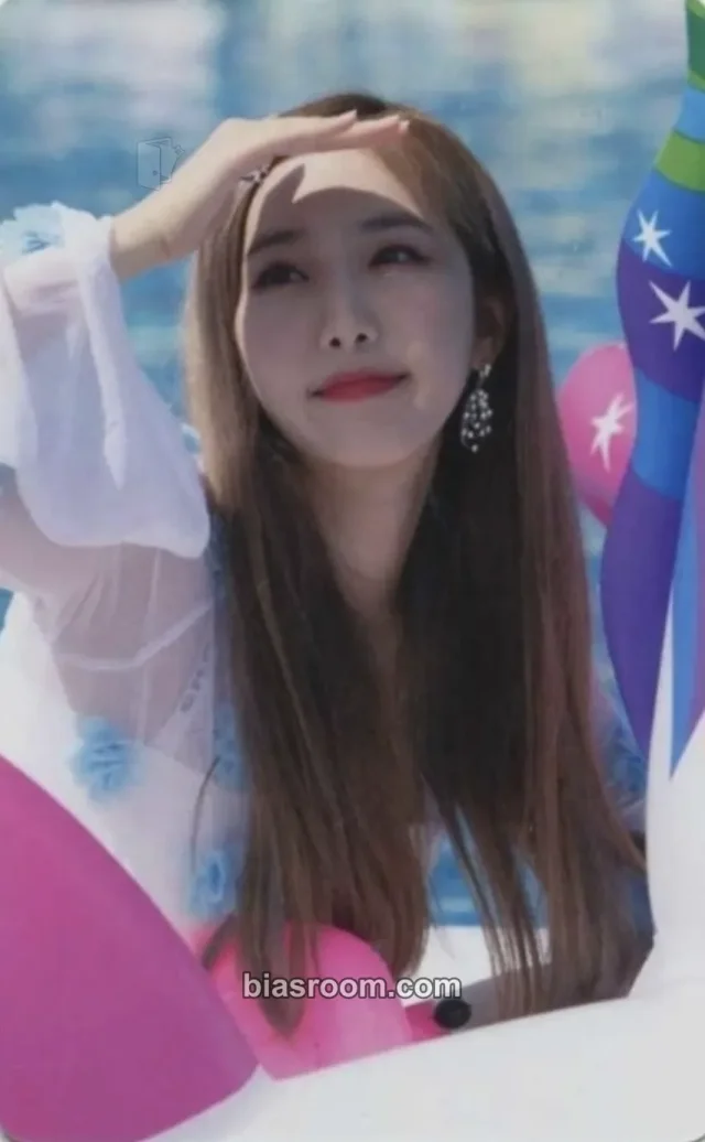 GFRIEND - SinB - 2018 GFRIEND First Concert "Season of GFRIEND" Encore Event concert dvd/bluray photocard photocard set dvd version