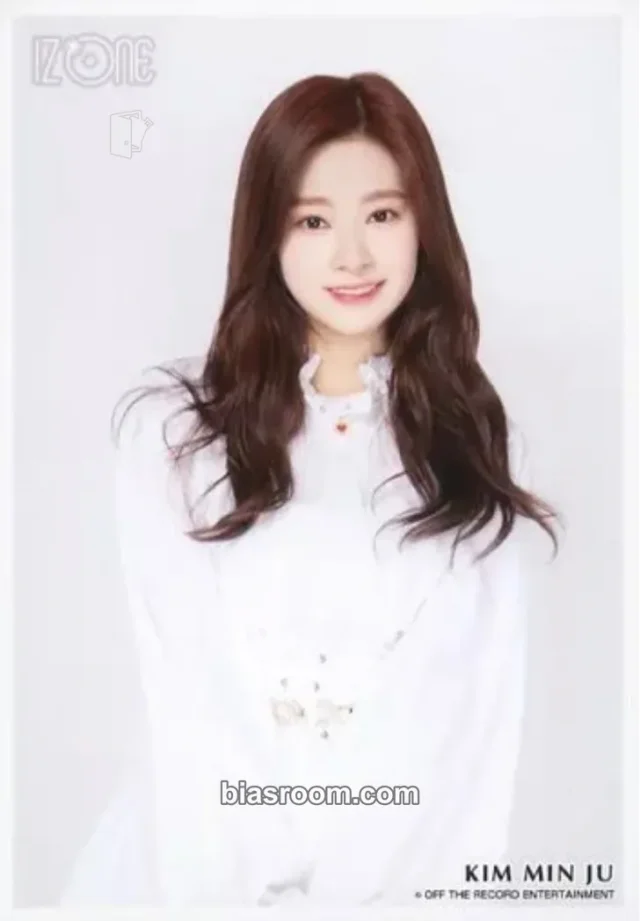 IZ*ONE - Minju - KCON 2019 Event random pack photo print japan