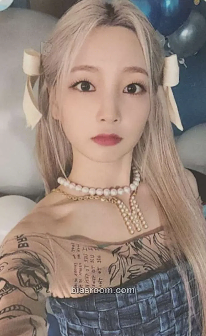 Yeonhee Doki Doki Love Photocard - Rocket Punch - Rocket Punch K-pop photocard