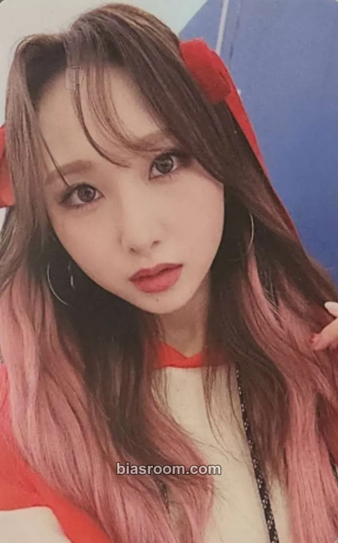 Juri Doki Doki Love Photocard - Rocket Punch - Rocket Punch K-pop photocard