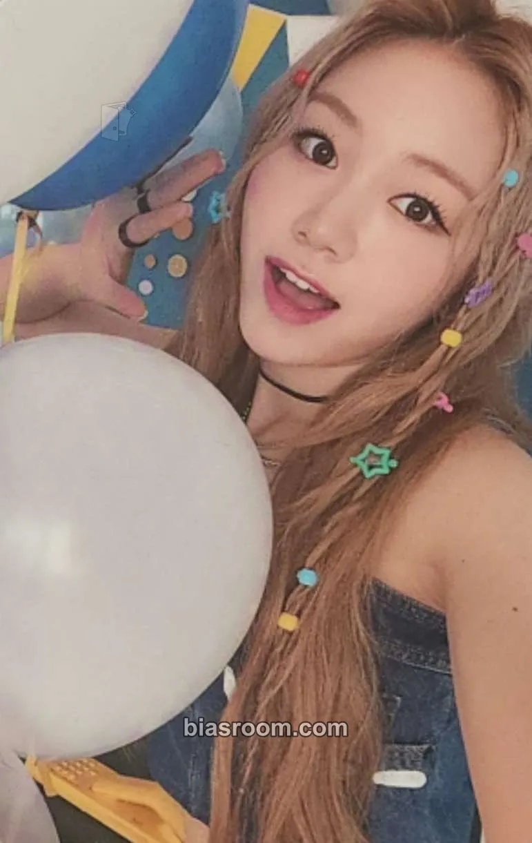 Dahyun Doki Doki Love Photocard - Rocket Punch - Rocket Punch K-pop photocard