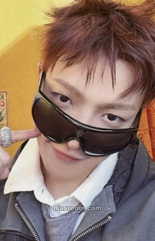Hongjoong POP-UP: Golden Hour : Part.5 (Soundwave) Photocard - ATEEZ - ATEEZ K-pop photocard