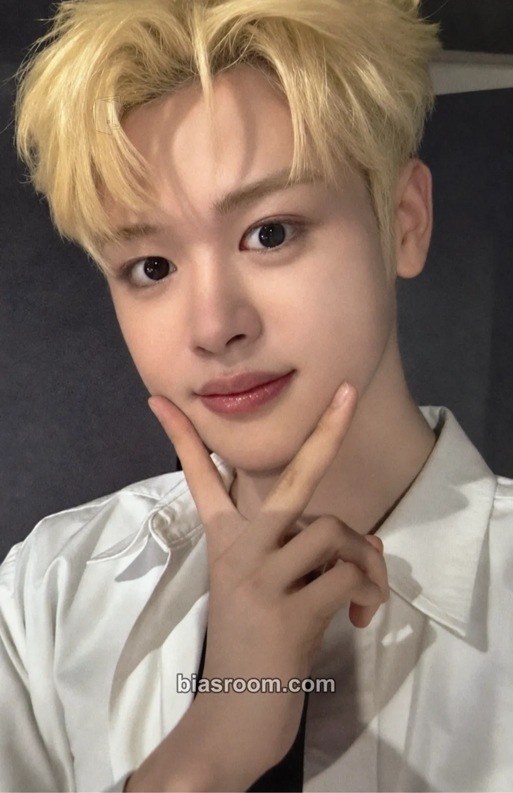 Ma Jingxiang Photocards (CLOSE YOUR EYES) | Bias Room