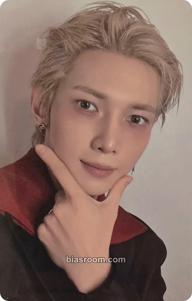 Yeosang GOLDEN HOUR : Part.5 Photocard - ATEEZ - ATEEZ K-pop photocard