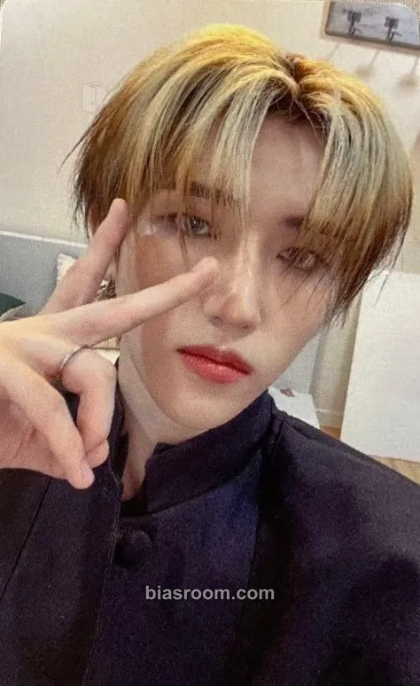 Baekgyeul iDENTIFICATION Photocard - E’LAST - E’LAST K-pop photocard