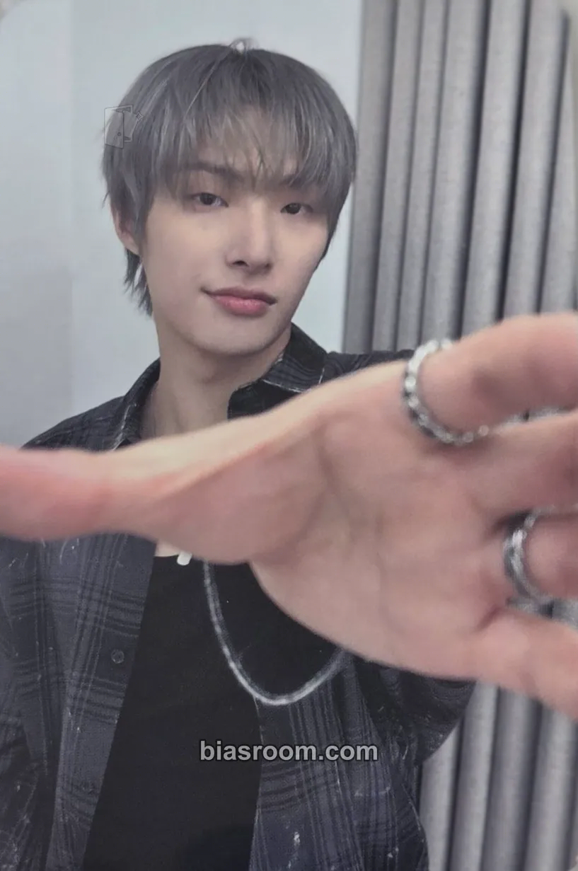 Mingi POP-UP: Golden Hour : Part.5 (Soundwave) Photocard - ATEEZ - ATEEZ K-pop photocard
