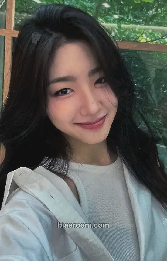 Sohyun Muhan Photocard - tripleS - tripleS K-pop photocard