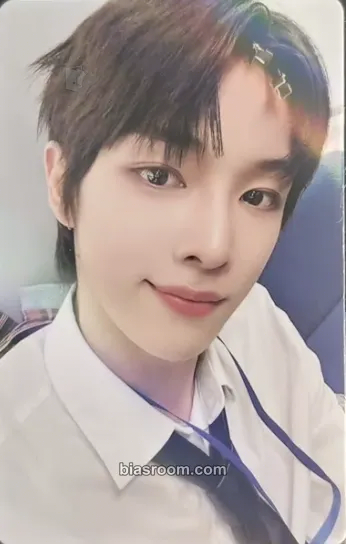 Sungchan Get A Guitar Photocard - RIIZE - RIIZE K-pop photocard