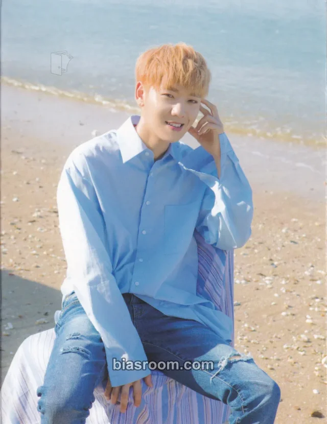 100% - Jonghwan - Sunshine Album album inclusion postcard