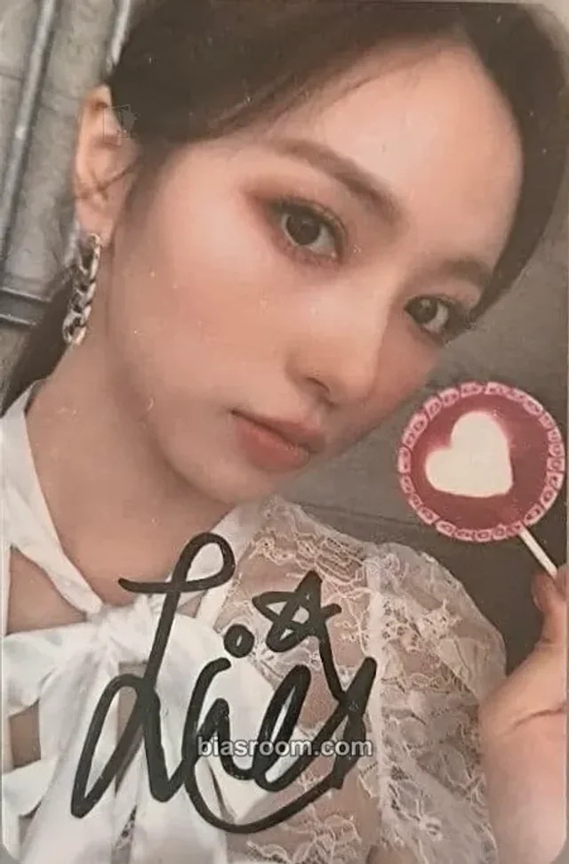 Cherry Bullet - Huh Jiwon - Cherry Rush Album autographed joeun music fansign