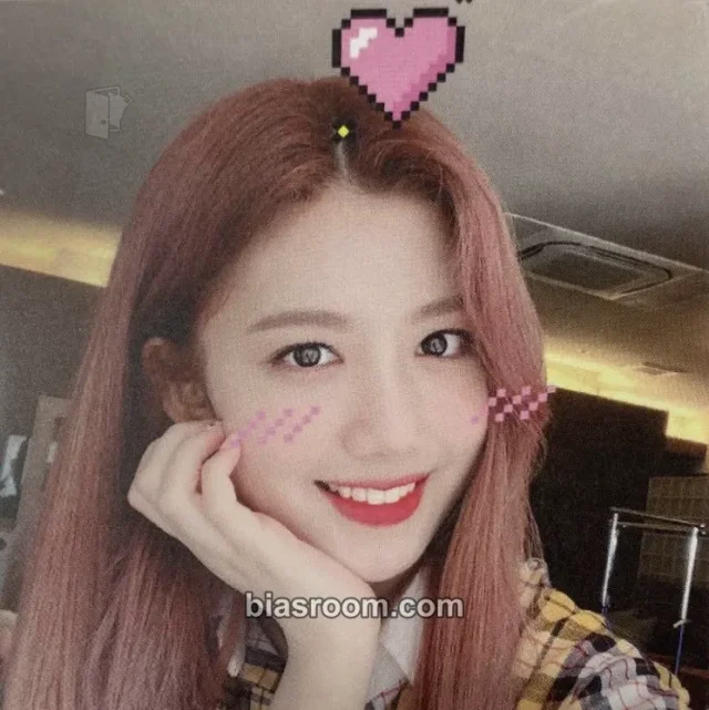 Cherry Bullet - Yuju - Love Adventure Album square photo broadcast