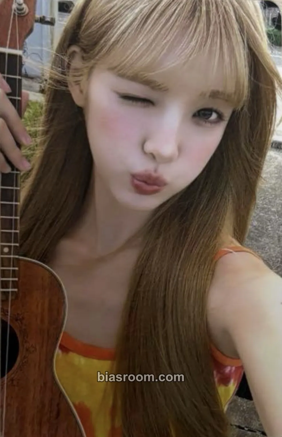 Yuha Lemon Tang Photocard - Hearts2Hearts - Hearts2Hearts K-pop photocard