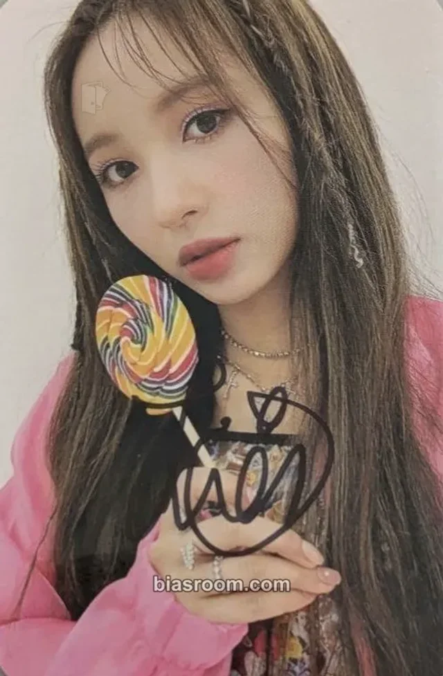 Cherry Bullet - Huh Jiwon - Cherry Rush Album fansign autographed dmc music