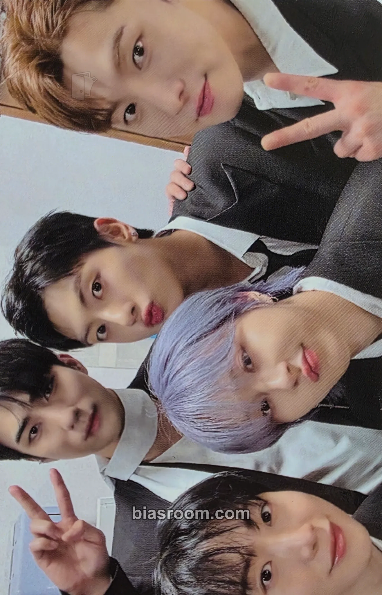 Planet Nine: Isotropy Photocard - ONEWE - ONEWE K-pop photocard