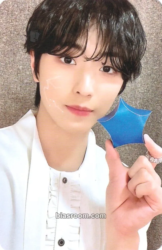 Yonghee Official 4th Generation Fanclub Photocard - CIX - CIX K-pop photocard