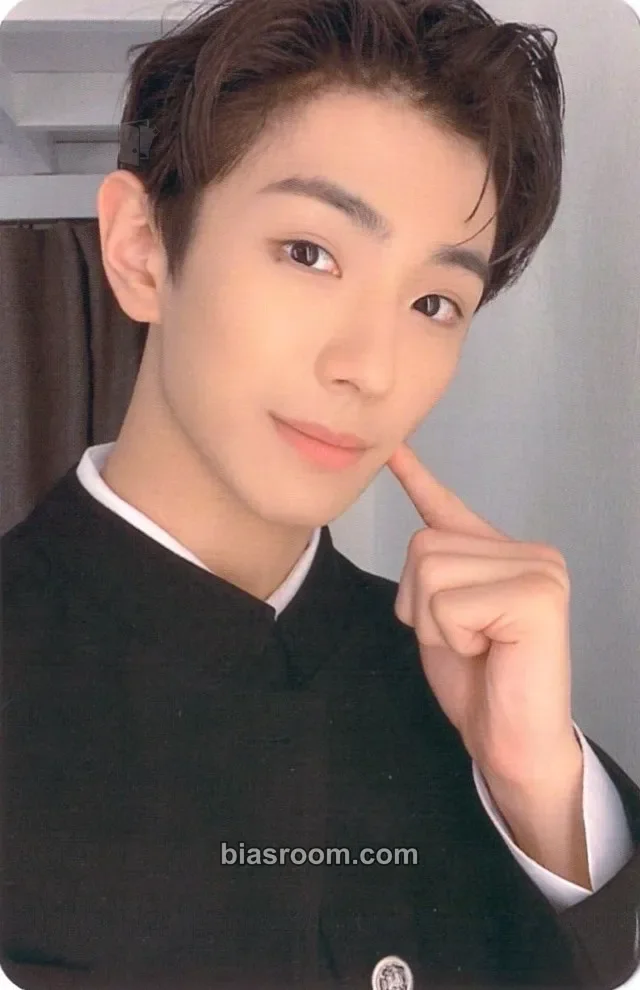 CIX - Yonghee - 1st Concert REBEL in Seoul Event merch photocard tour merch trading card