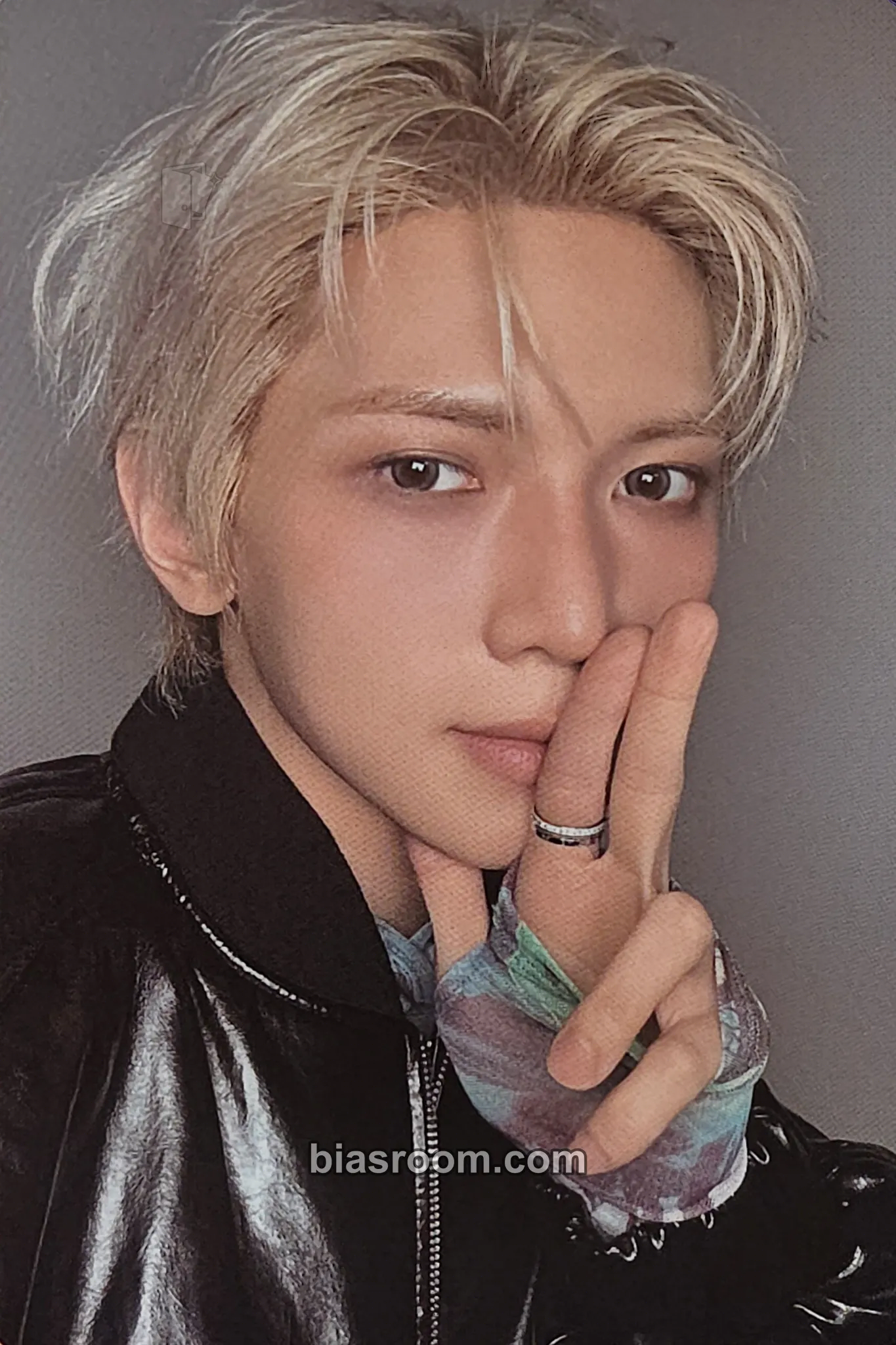 Yeosang GOLDEN HOUR : Part.5 Photocard - ATEEZ - ATEEZ K-pop photocard