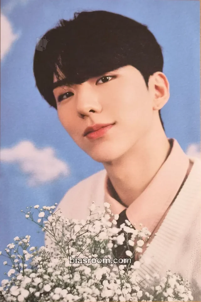 MONSTA X - Kihyun - 2022 Season's Greetings - 365 Days with You Other desk calendar version kit inclusion message card postcard season's greetings postcard set
