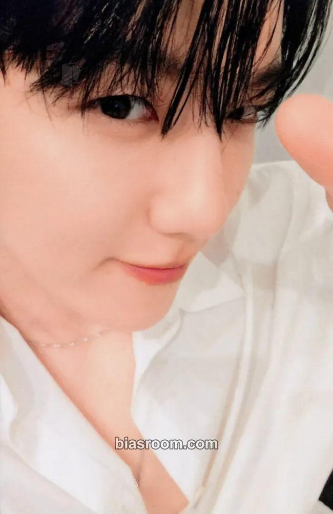 Baekhyun Hello, World Photocard - EXO - EXO K-pop photocard