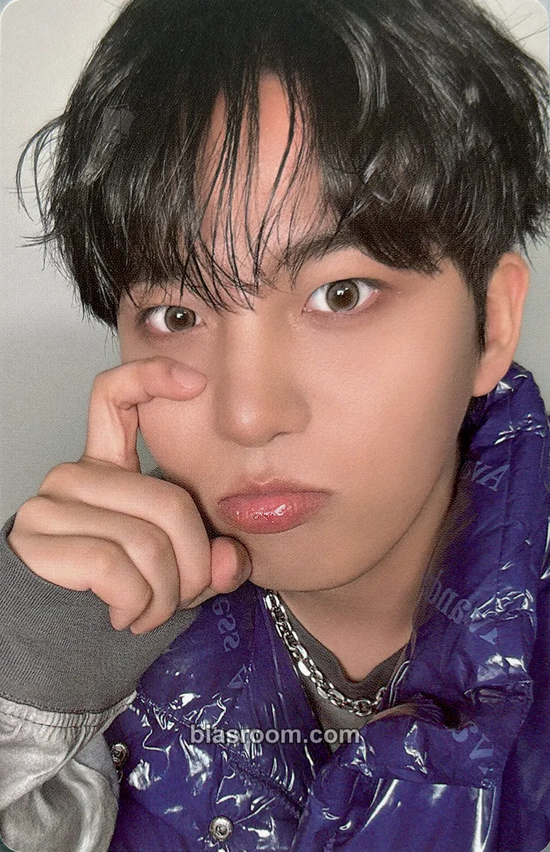 Jongho GOLDEN HOUR : Part.5 Photocard - ATEEZ - ATEEZ K-pop photocard
