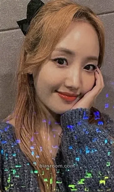 Haeyoon Cherry Wish Photocard - Cherry Bullet - Cherry Bullet K-pop photocard