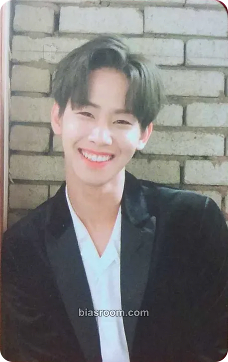Ko Hojung 2018 Japan Live DVD - ALL OF OUR MEMORIES Photocard - UNB - UNB K-pop photocard