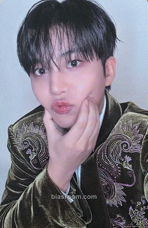 Jongho GOLDEN HOUR : Part.5 Photocard - ATEEZ - ATEEZ K-pop photocard