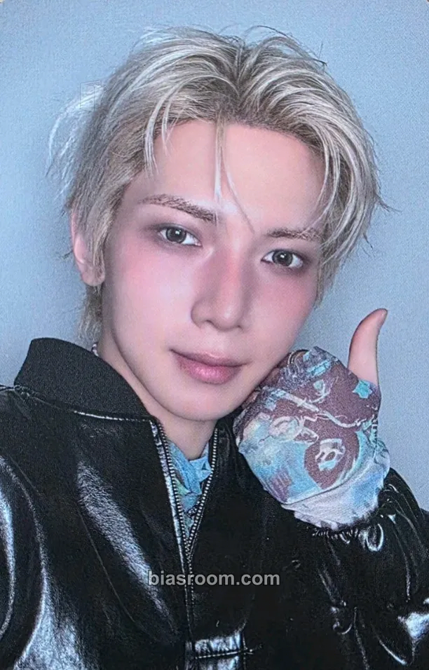 Yeosang GOLDEN HOUR : Part.5 Photocard - ATEEZ - ATEEZ K-pop photocard