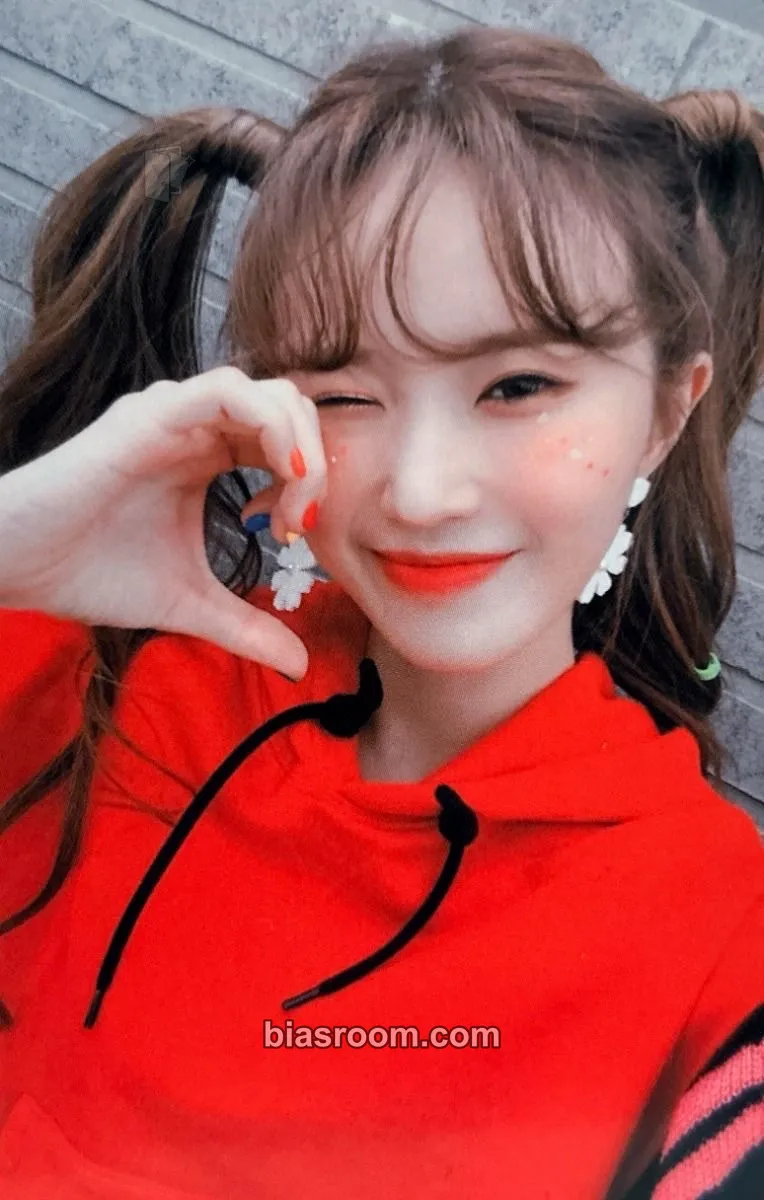 Hayoung Fun Factory Photocard - fromis_9 - fromis_9 K-pop photocard