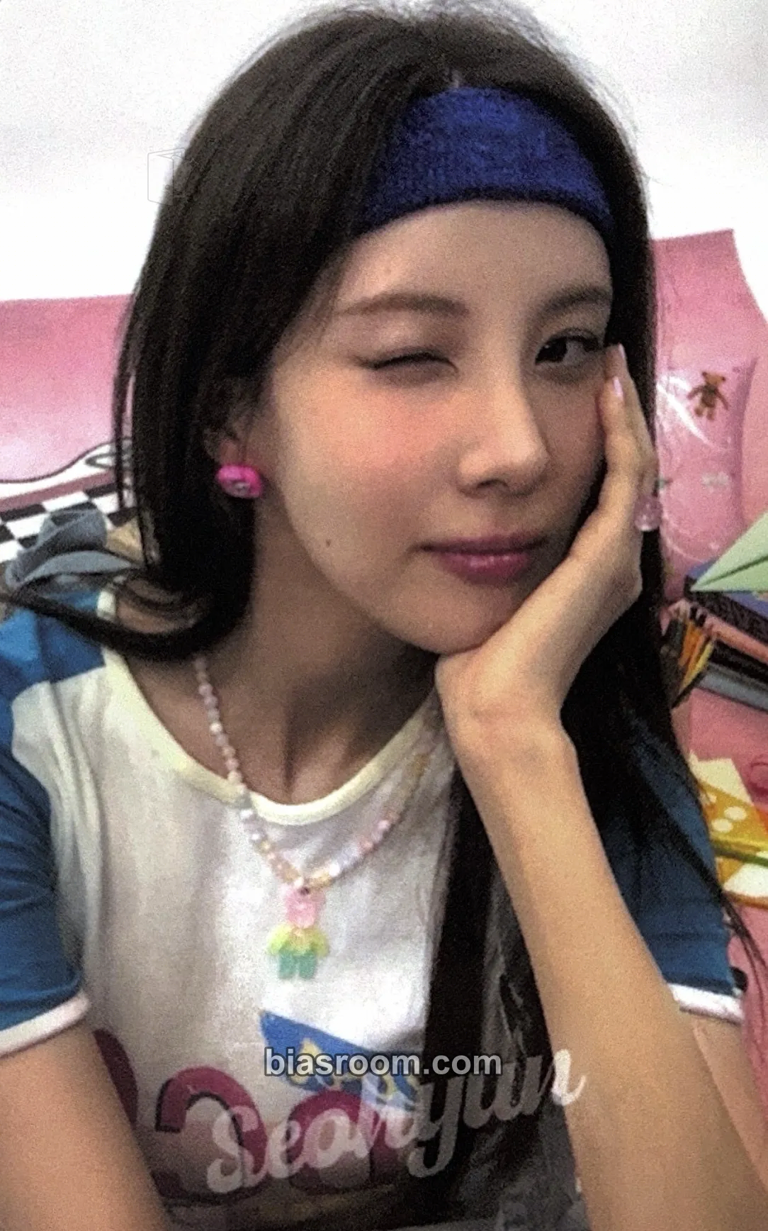 Seohyun Seohyun 2023 Asia Fanmeeting Tour "SHe is SHhh" Photocard - Girls' Generation - Girls' Generation K-pop photocard