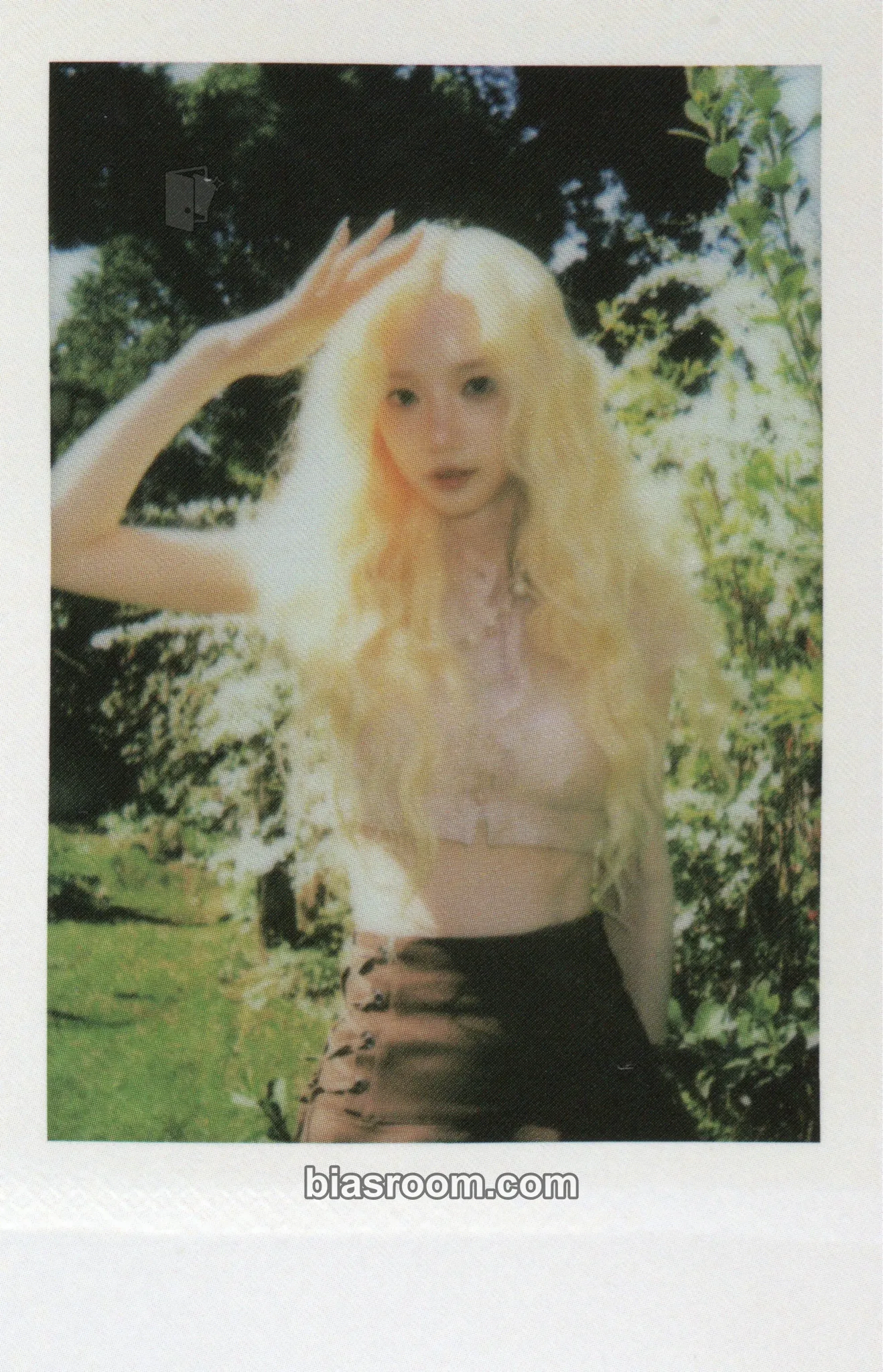 Yooyeon LOVE&POP pt.1 Photocard - tripleS - tripleS K-pop photocard