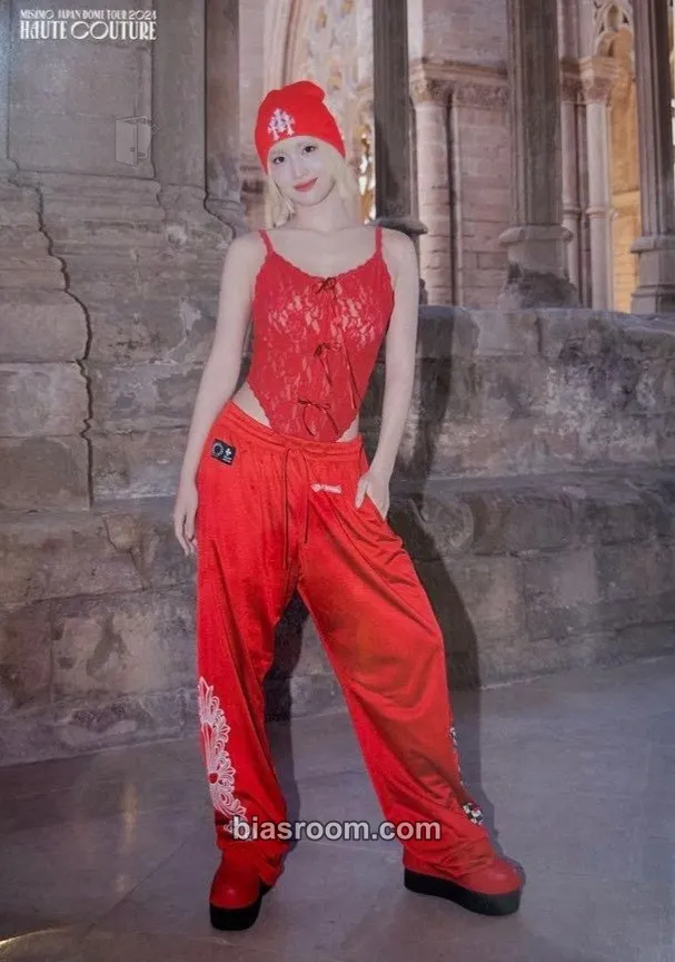 Momo MISAMO Japan Dome Tour 2024 ‘HAUTE COUTURE’ Photocard - TWICE - TWICE K-pop photocard