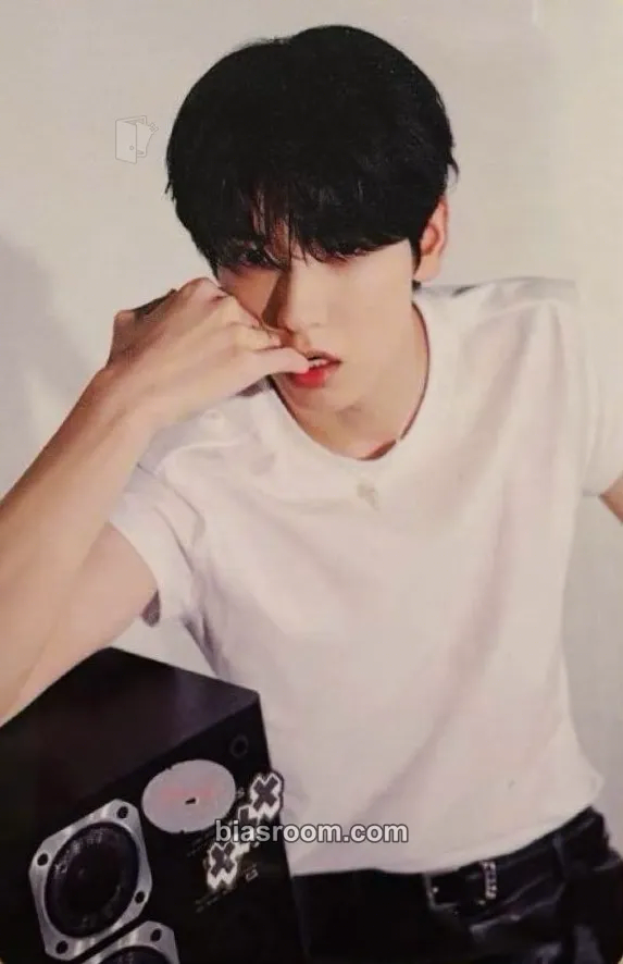 Soobin 2026 MOA Con Photocard - TOMORROW X TOGETHER - TOMORROW X TOGETHER K-pop photocard