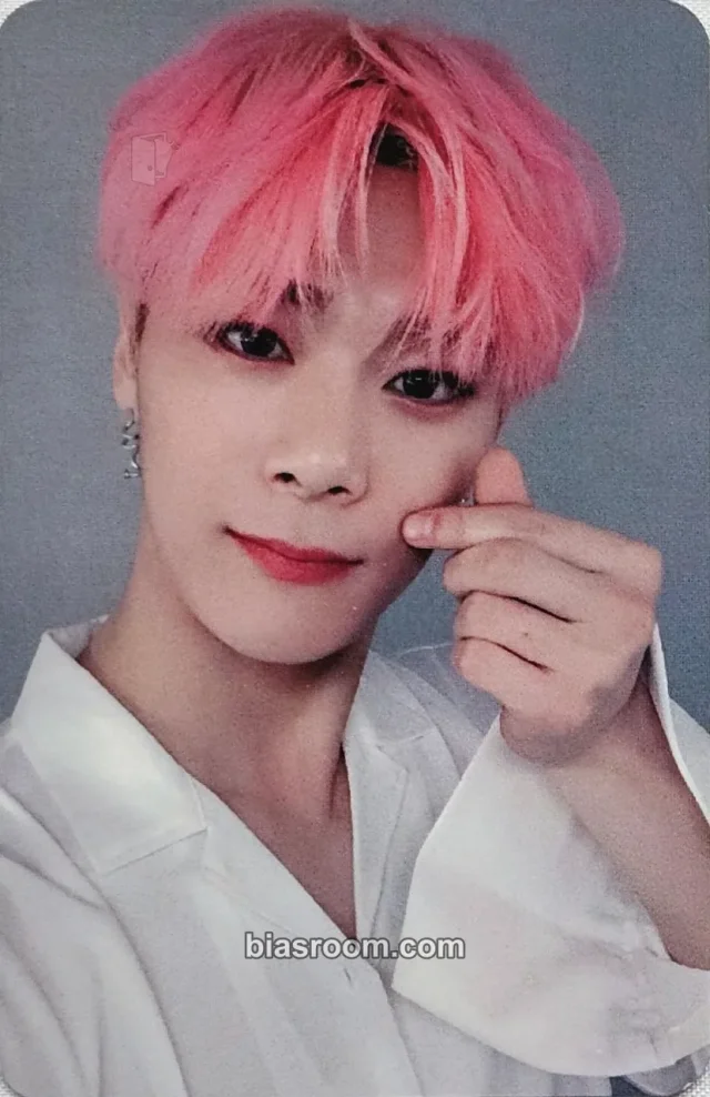 ASTRO - Moonbin - All Light Album broadcast