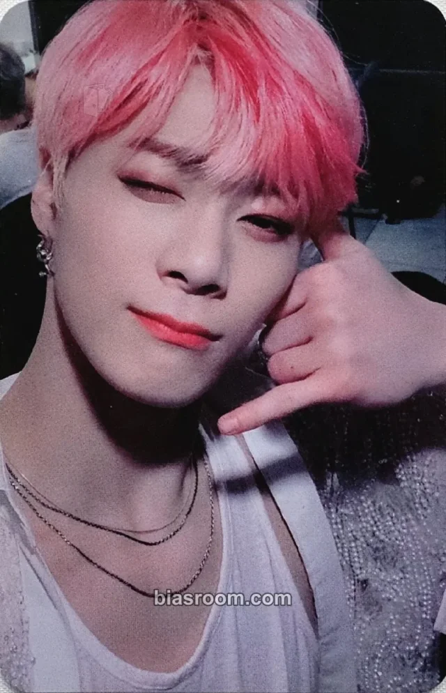 ASTRO - Moonbin - All Light Album broadcast