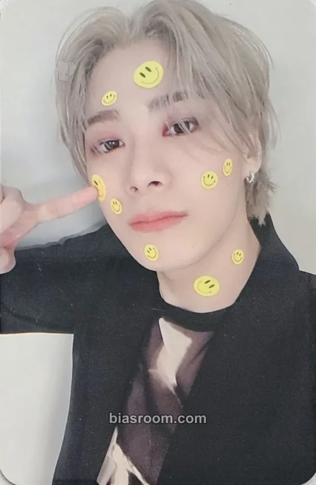 ASTRO - Moonbin - All Yours Album pob (pre-order benefit) cafe void