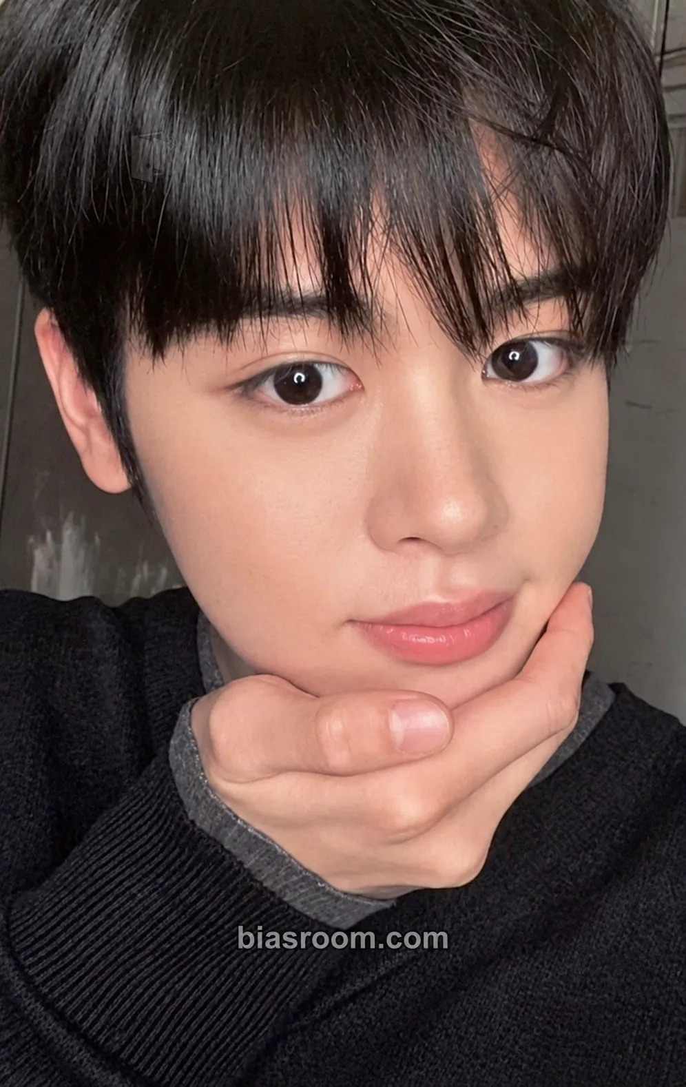 Ma Jingxiang 2026 Season’s Greetings Photocard - CLOSE YOUR EYES - CLOSE YOUR EYES K-pop photocard
