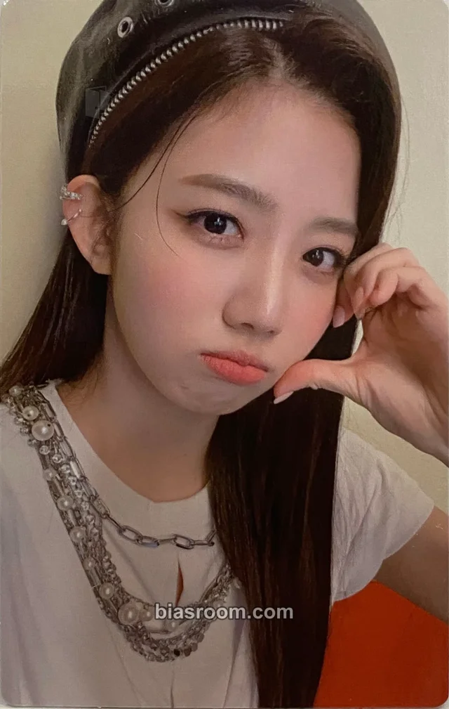 Cherry Bullet - Yuju - Cherry Wish Album pob (pre-order benefit) weverse global shop (wvg)