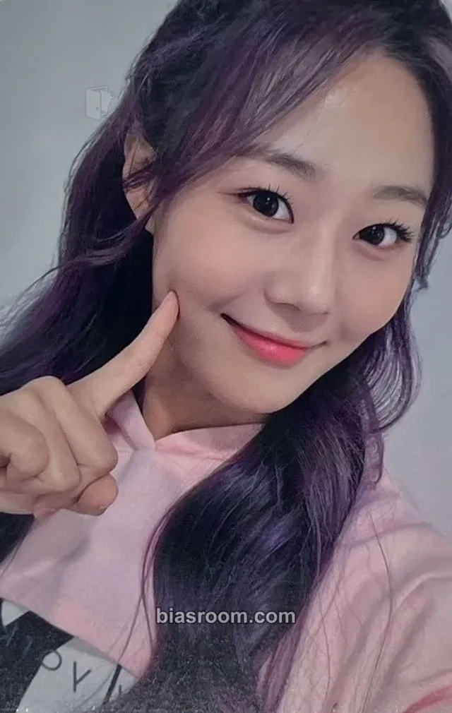 Cherry Bullet - Chaerin - Cherry Wish Album jump up round 2 video call (fancall)