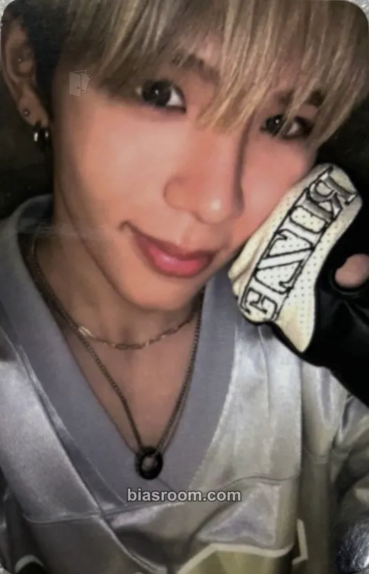 Shotaro Talk Saxy Photocard - RIIZE - RIIZE K-pop photocard