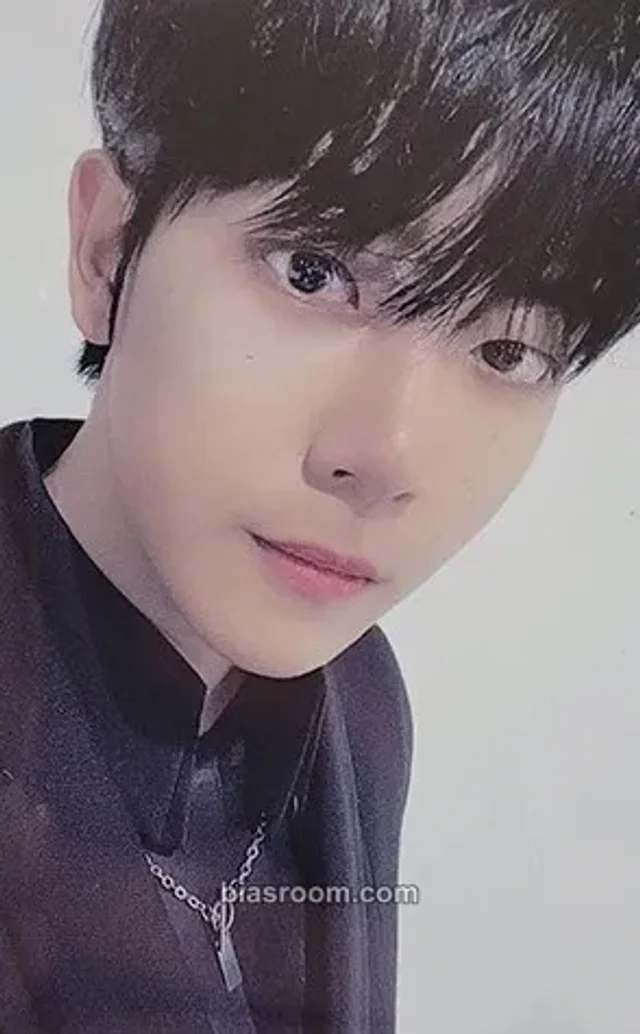 Golden Child - Ji Beom - YES. Album album photocard normal version