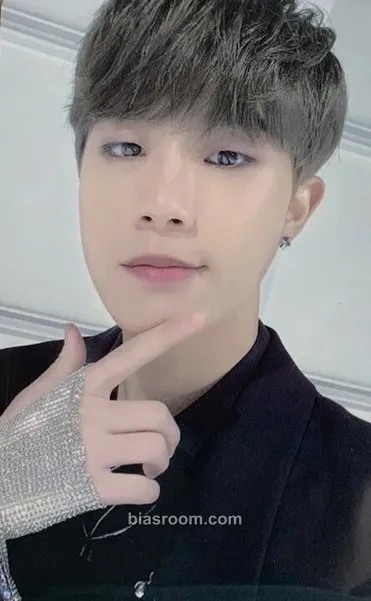 Dong Hyun YES. Photocard - Golden Child - Golden Child K-pop photocard