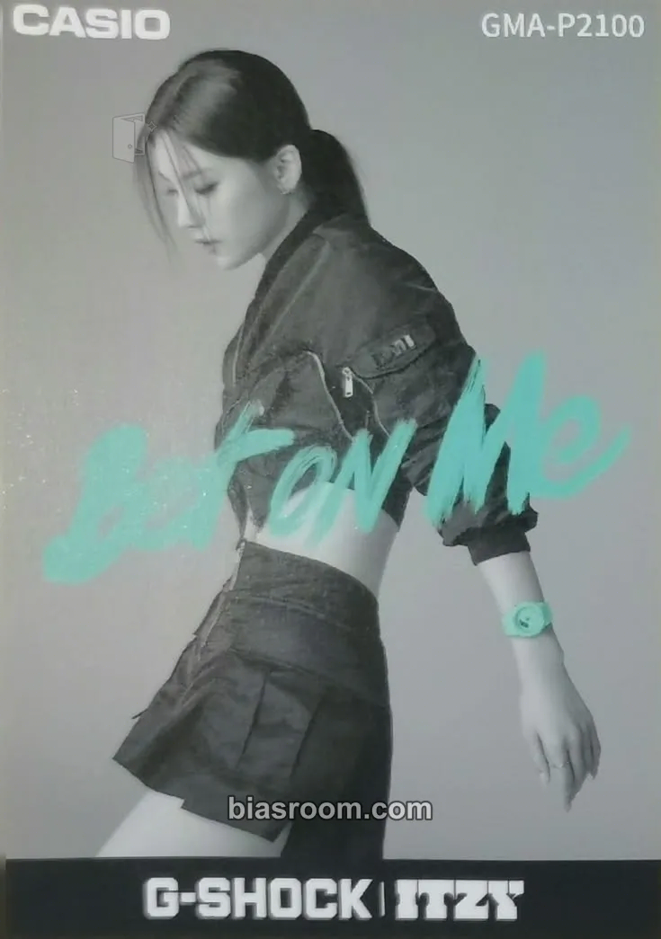 Yeji ITZY X G-SHOCK Photocard - ITZY - ITZY K-pop photocard