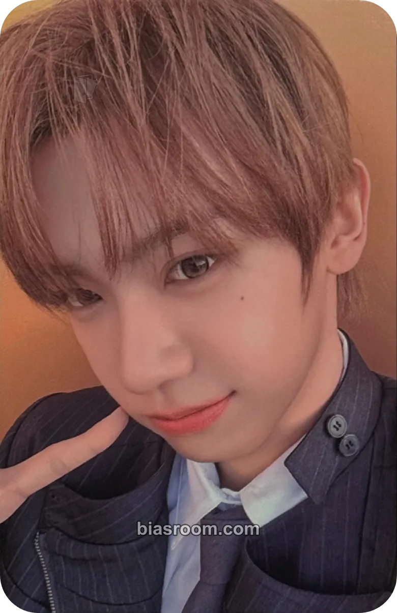 Shuaibo AHOF 1ST TOUR: THE FIRST SPARK Photocard - AHOF - AHOF K-pop photocard